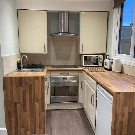 Cosy Studio Flat With Balcony In Heart Of Londres Exterior foto